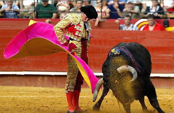 民族宗教：西班牙斗牛