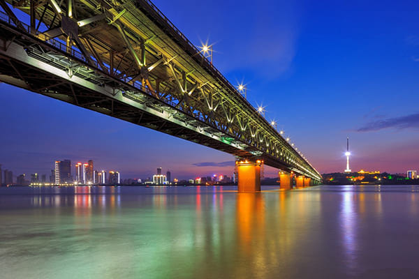 建筑：南京长江大桥