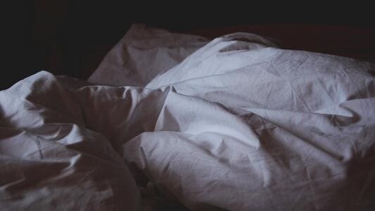 《关于“睡眠瘫痪症”。》封面图片