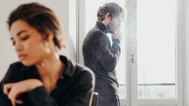 《在厄瓜多尔，如果要离婚，要提前吃饱一点》封面图片